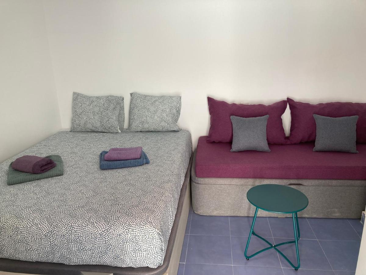 Malaguena Salerosa "Apartamento - Estudio Con Terraza" En Casa Tipica De 1 A 4 Dormitorios Μάλαγα Εξωτερικό φωτογραφία