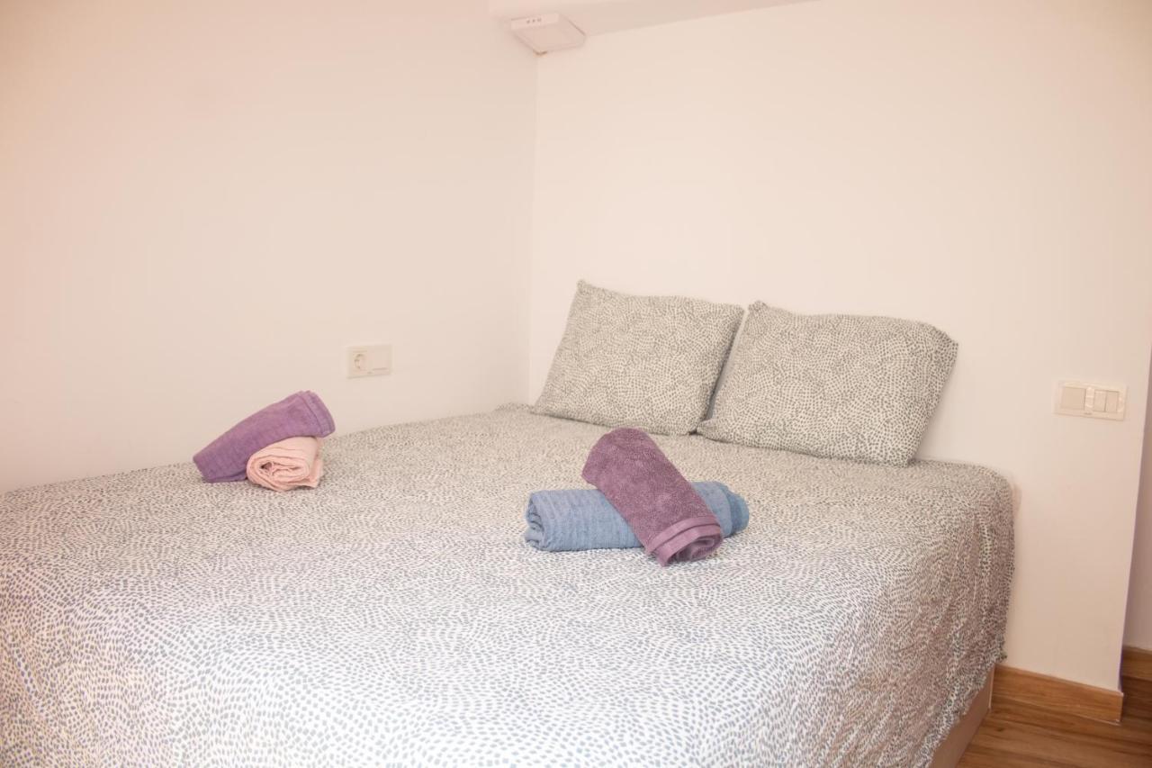 Malaguena Salerosa "Apartamento - Estudio Con Terraza" En Casa Tipica De 1 A 4 Dormitorios Μάλαγα Εξωτερικό φωτογραφία