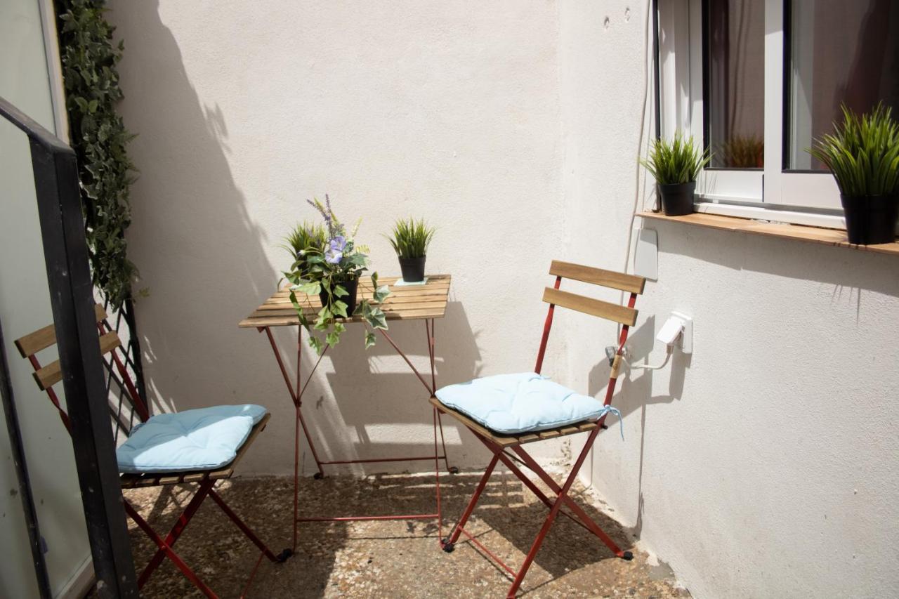 Malaguena Salerosa "Apartamento - Estudio Con Terraza" En Casa Tipica De 1 A 4 Dormitorios Μάλαγα Εξωτερικό φωτογραφία