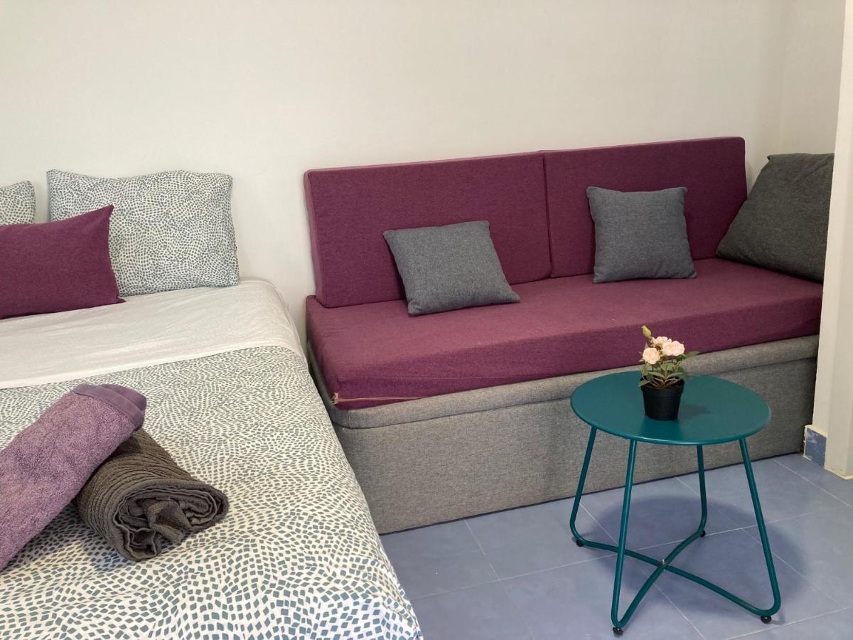 Malaguena Salerosa "Apartamento - Estudio Con Terraza" En Casa Tipica De 1 A 4 Dormitorios Μάλαγα Εξωτερικό φωτογραφία
