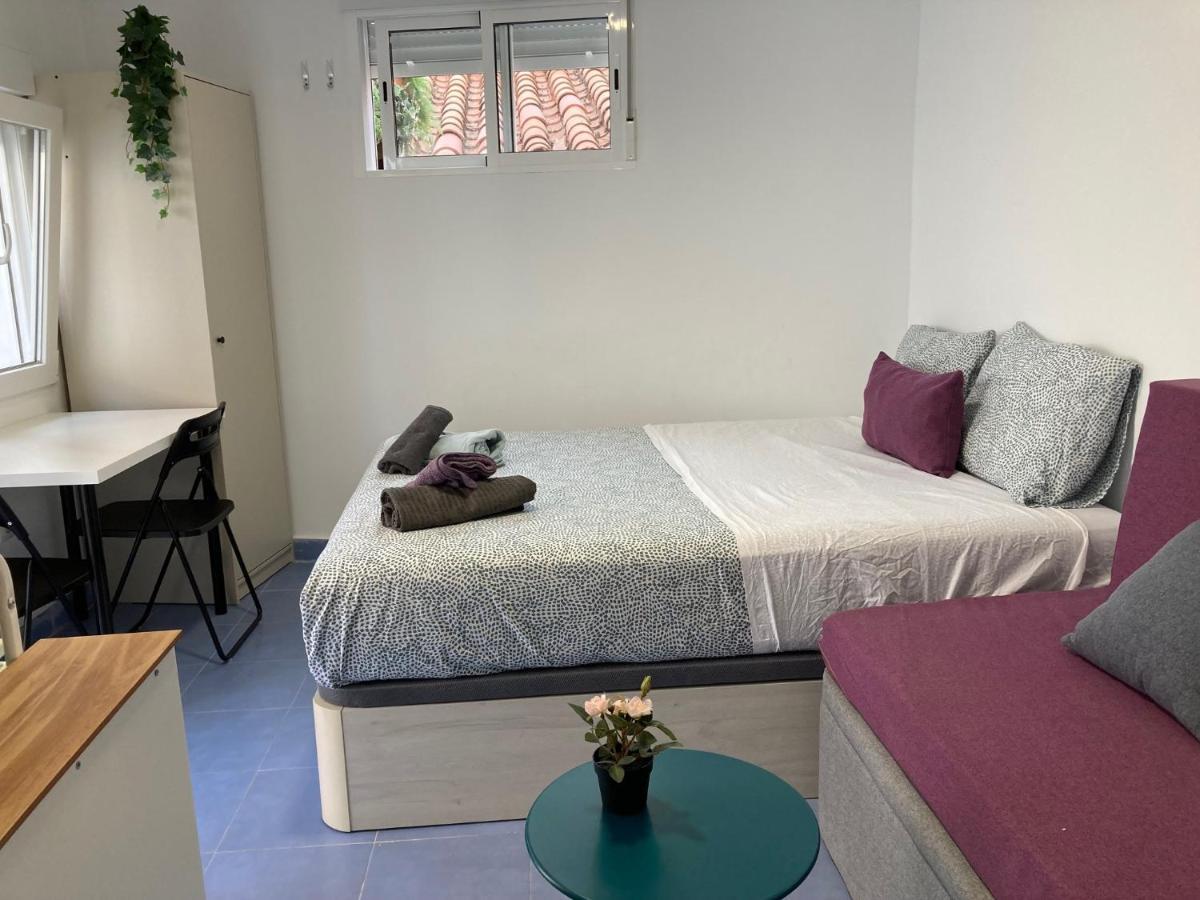 Malaguena Salerosa "Apartamento - Estudio Con Terraza" En Casa Tipica De 1 A 4 Dormitorios Μάλαγα Εξωτερικό φωτογραφία